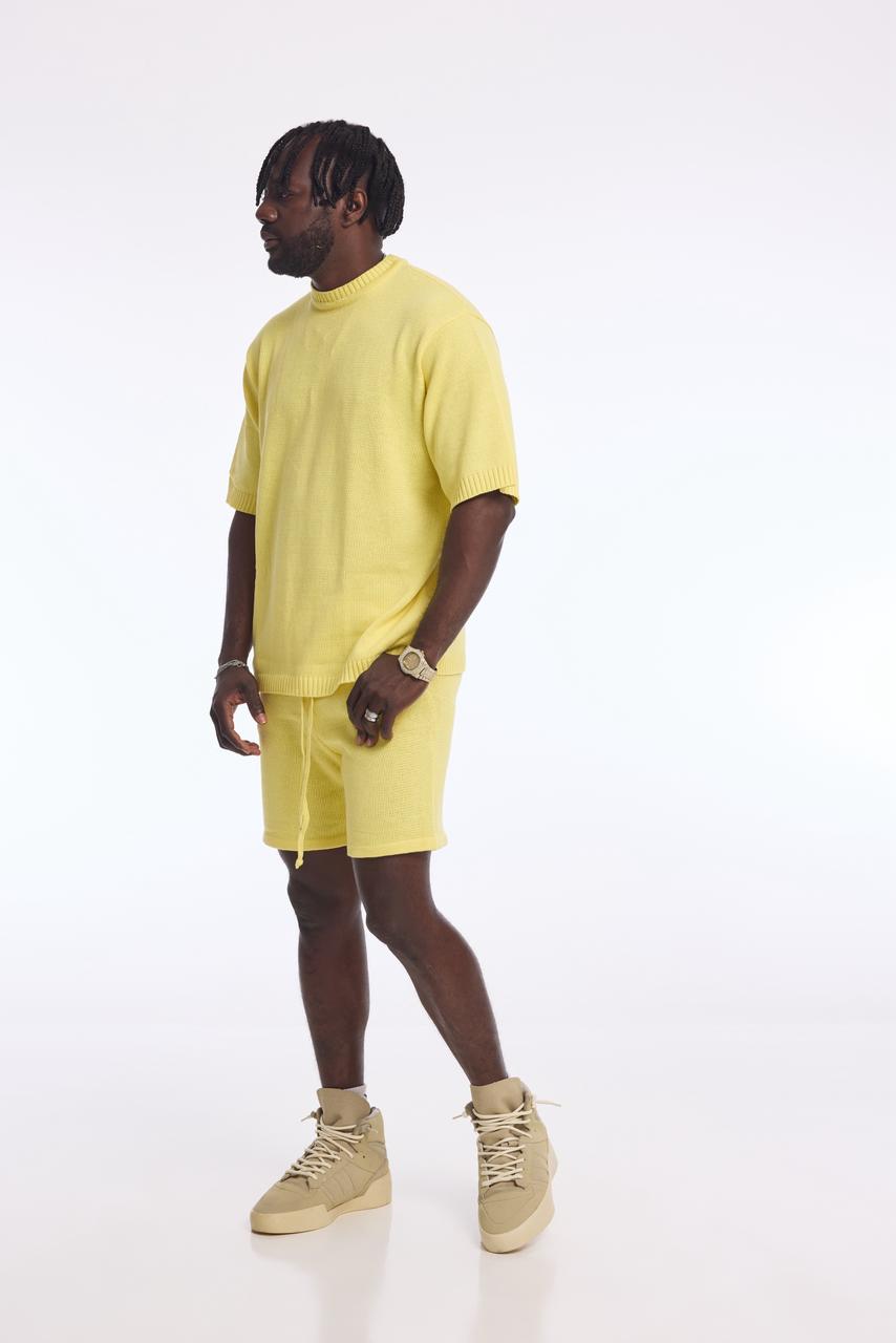 Yellow cord set, back view